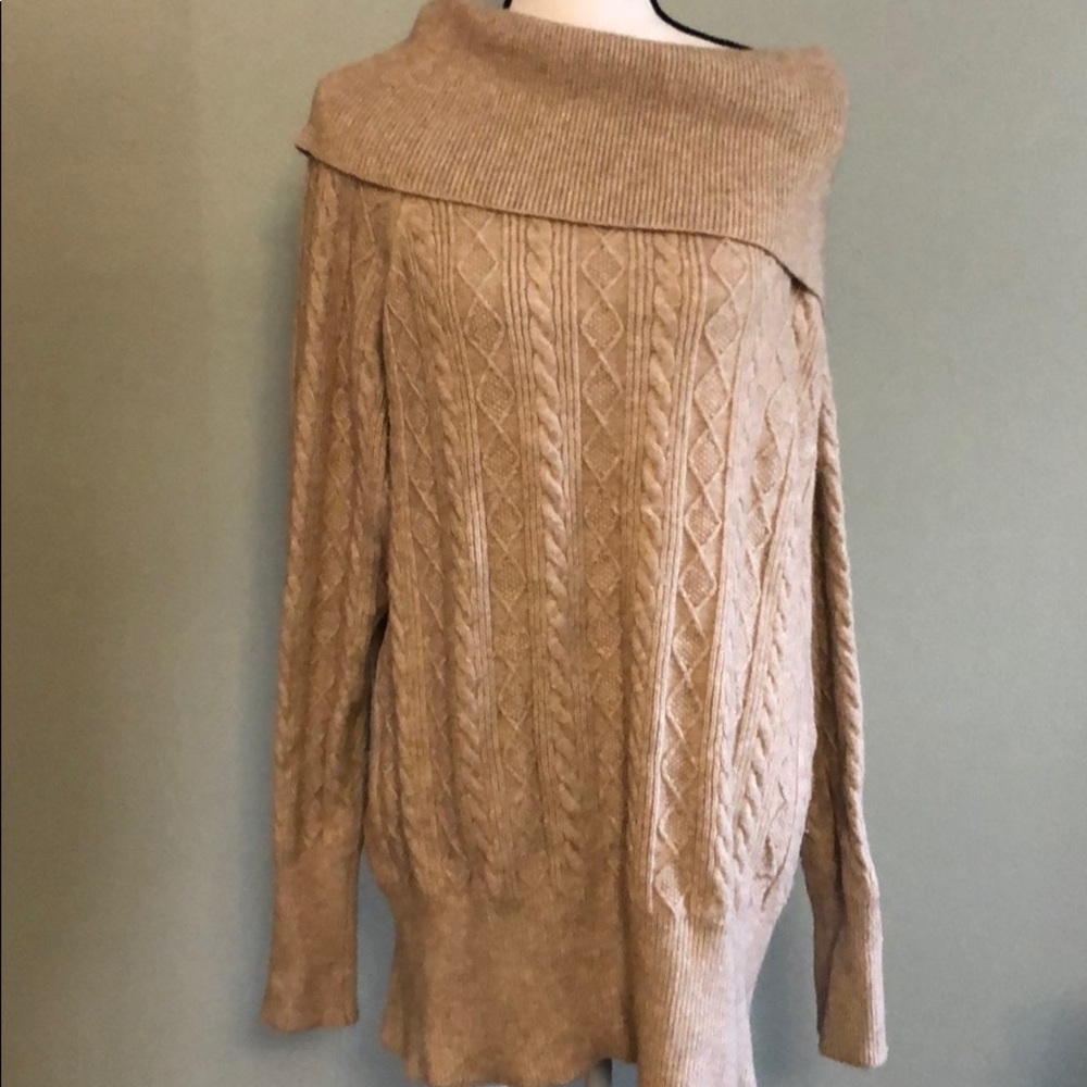 REV cowl/off the shoulder sweater